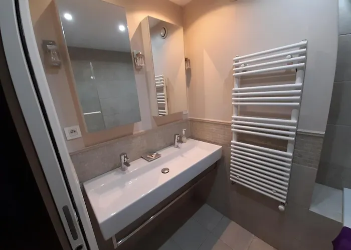 民宿 Porte De Versailles *